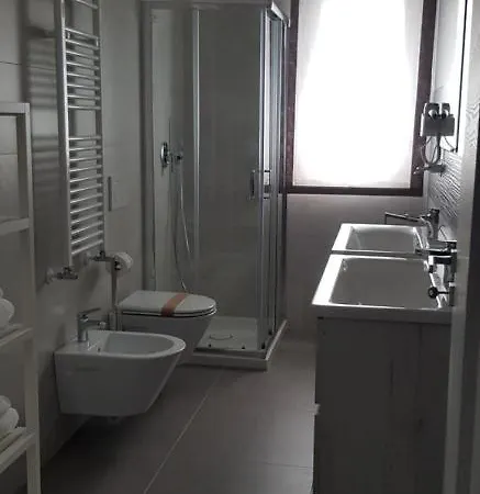 Lägenhetshotell Casa Mimi 4*