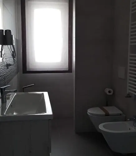 Casa Mimi Aparthotel 4*